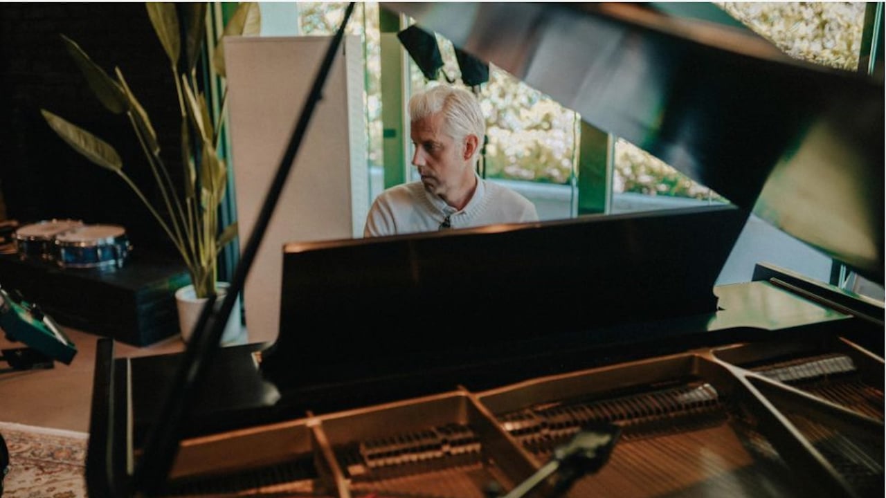 An evening with Andrew McMahon and his piano 