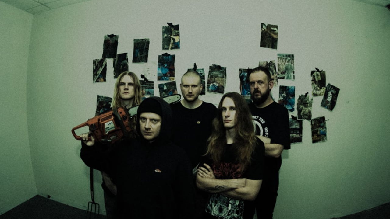 CROWN MAGNETAR + TO THE GRAVE