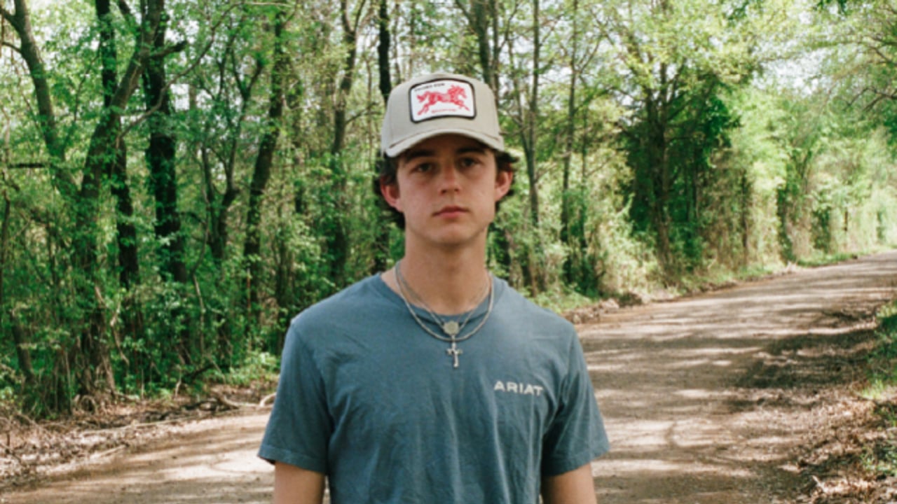 Waylon Wyatt - Dustpiles World Tour