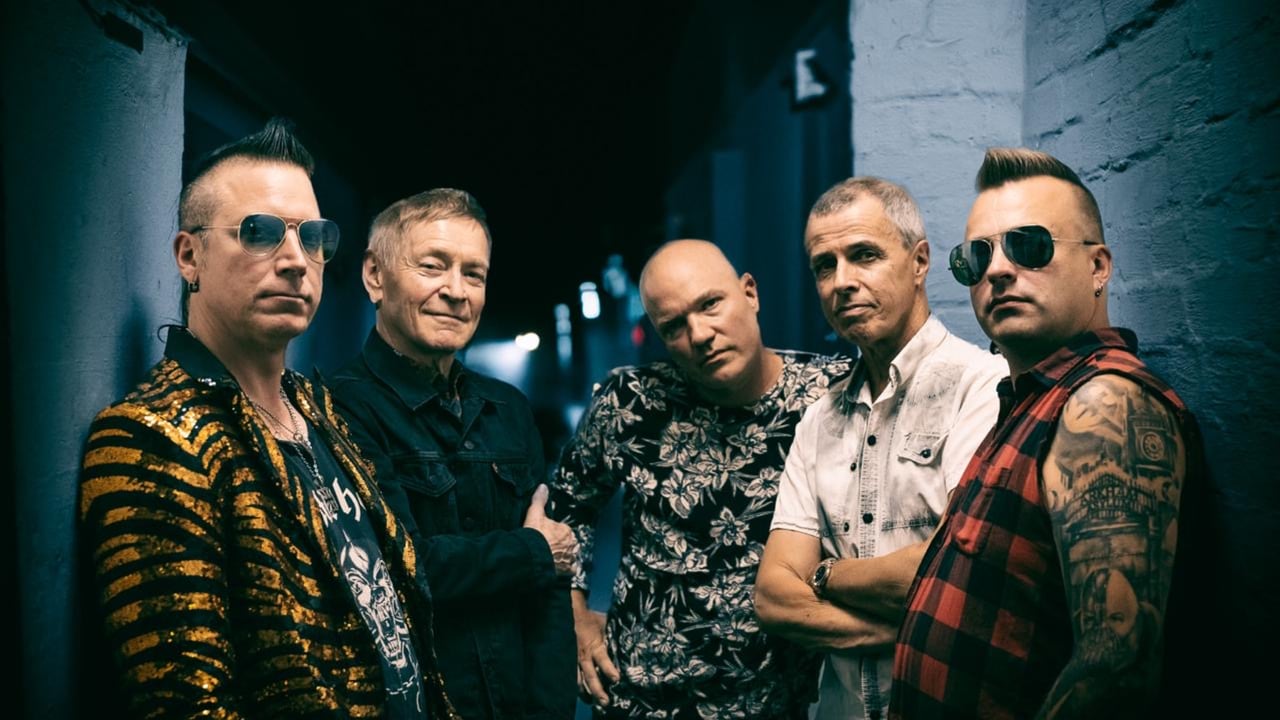 Black Devils feat. Ile Kallio & Janne Louhivuori