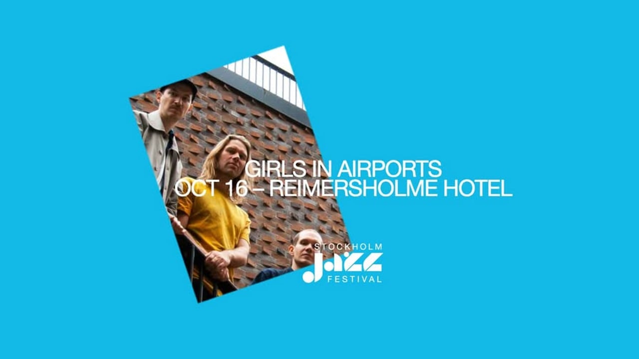 Girls in Airports