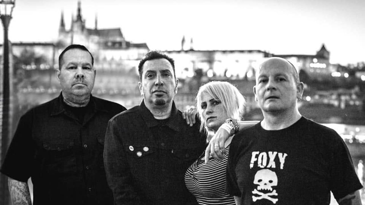 FOXY(USA) + HOUBA - 007 STRAHOV Praha