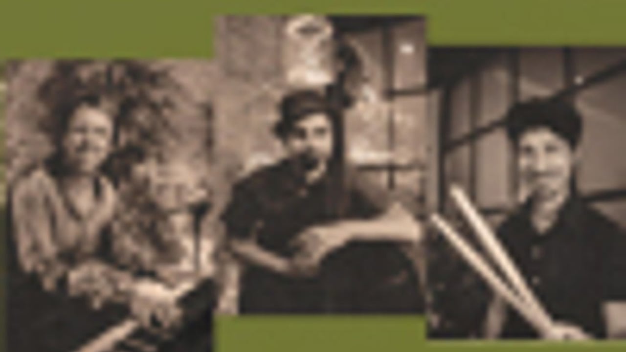 The Chicken Trio by Poyo Moya · Vespres de Refrigeris entre Guitarres