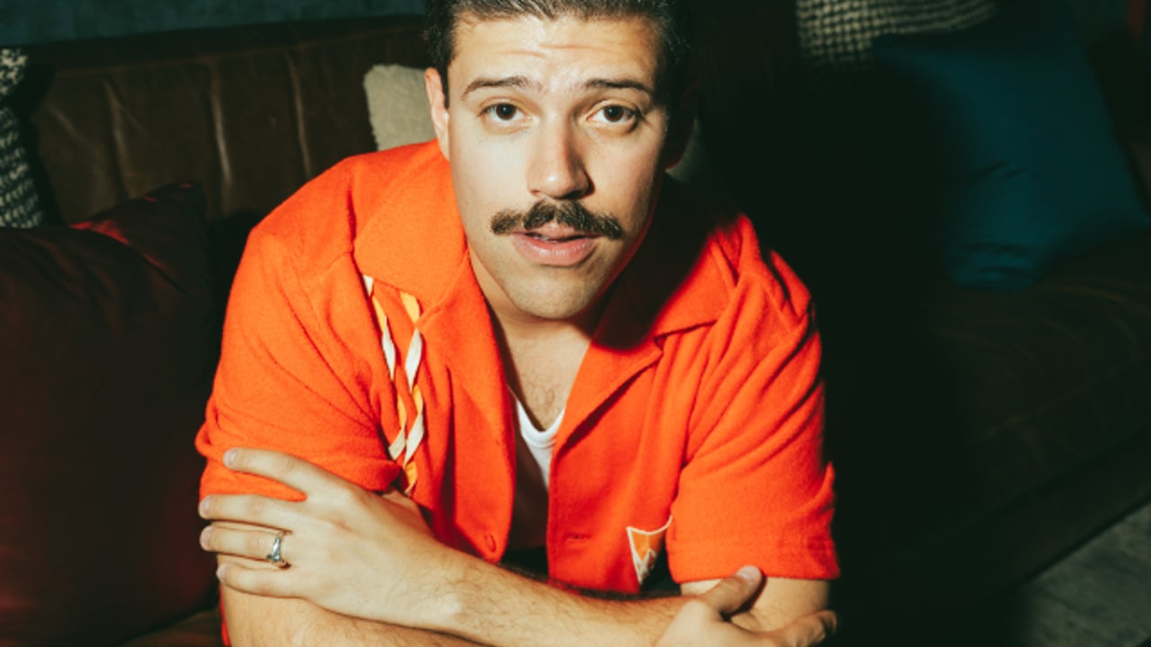 Angelo Colina (En Español)