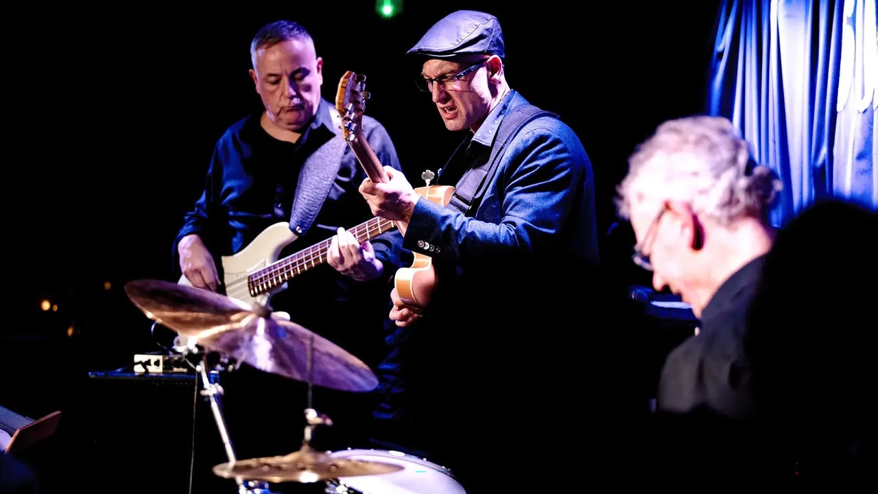PETE ROTH Trio feat. BILL BRUFORD on drums