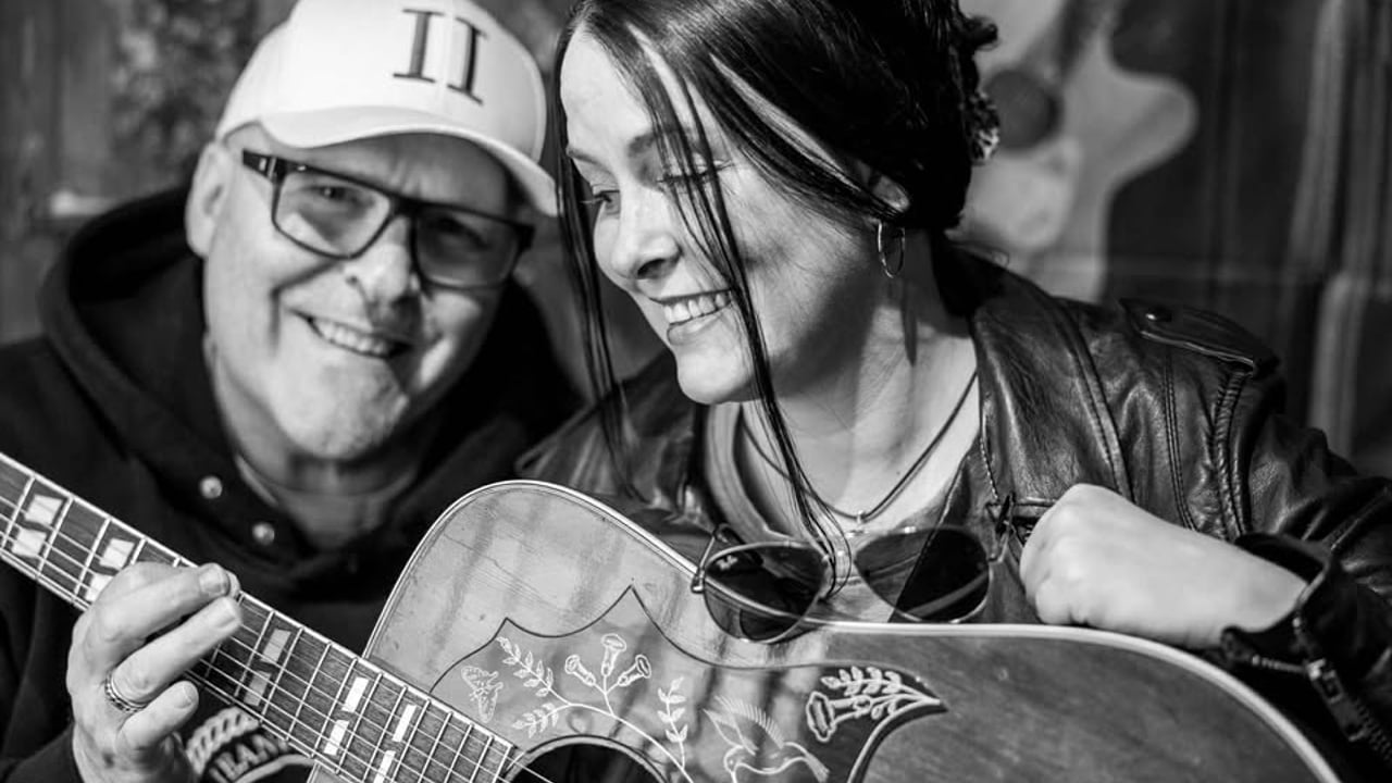 🎶 Live musikk i Bistroen med NoProblemJan & Suzanne 🎶
