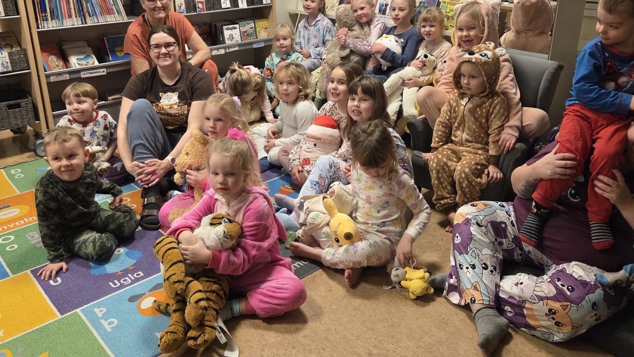 Story time in Pyjamas