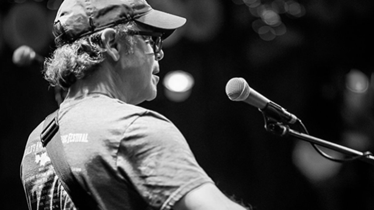 SONGWRITER'S CIRCLE w/ Host RON LAZZERETTI ft. guests Christine Melody & Andrew Calhoun
