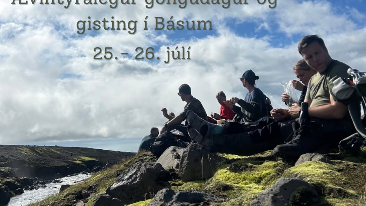 Fimmvörðuháls. Gisting í Básum. Róleg ganga