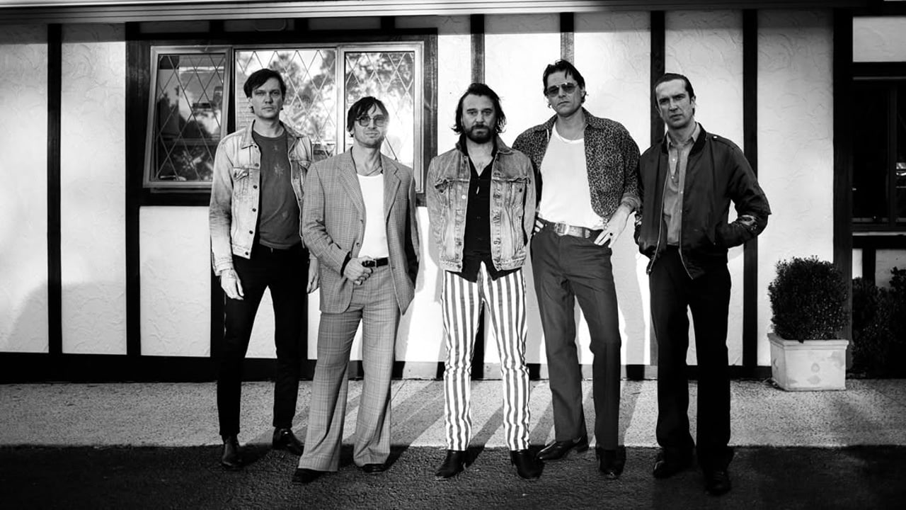 JET - Down The Moonlit Mile Revue