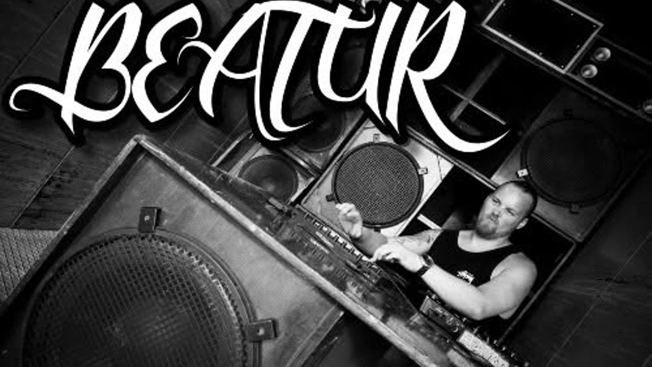 Ung Vestby kulturkvartal - Gratis kurs for ungdom (13-18 år) - DJ og Beatboxing med Beatur
