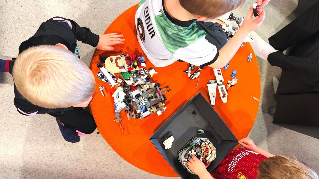Let’s Build With LEGO