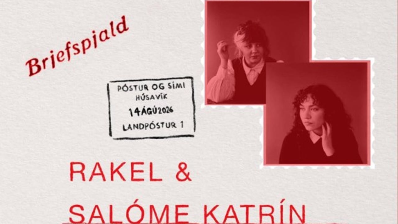 Rakel og Salóme Katrín í Samkomuhúsinu
