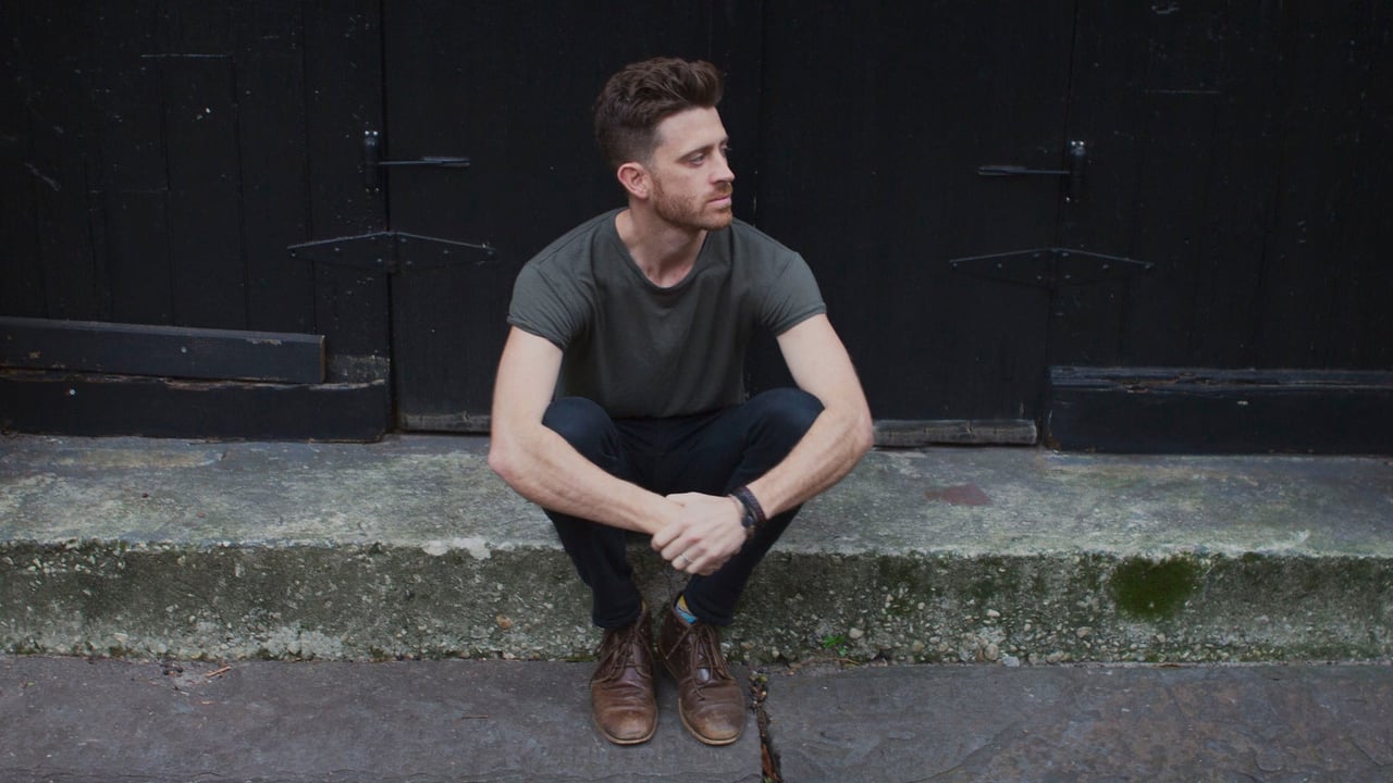 Brendan James w/ guests (partially seated)