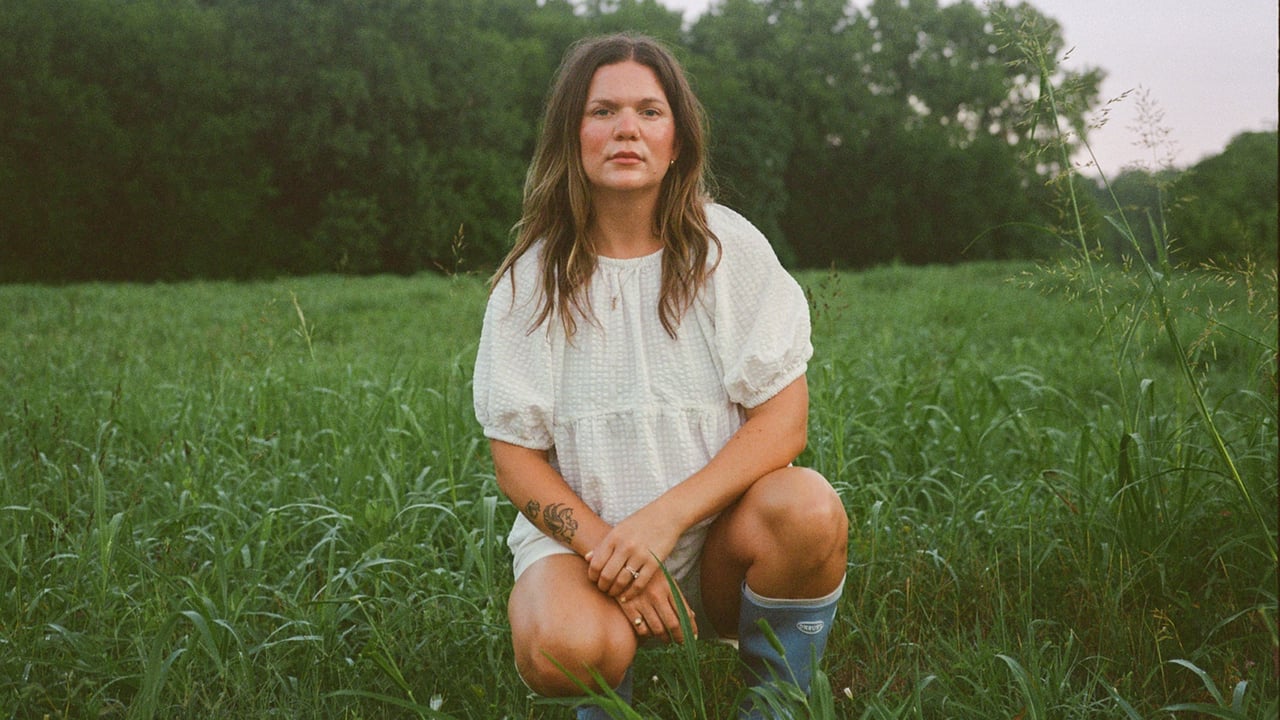Abbie Gamboa: Have You Ever Looked Around Tour