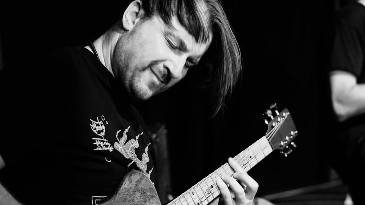 Lachlan R. Dale