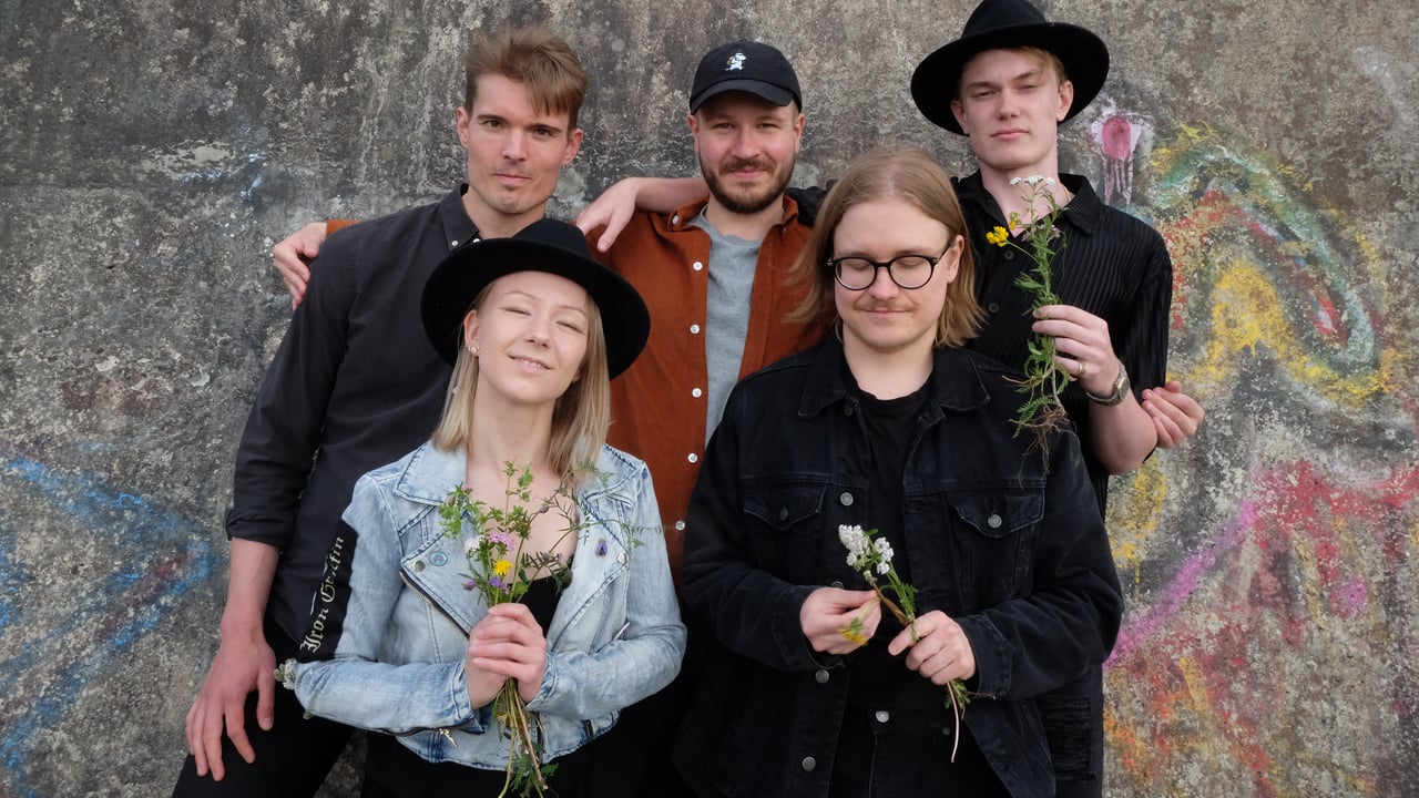Kerubi Underground: Myy Anderson, Vihreä maa, VARIS