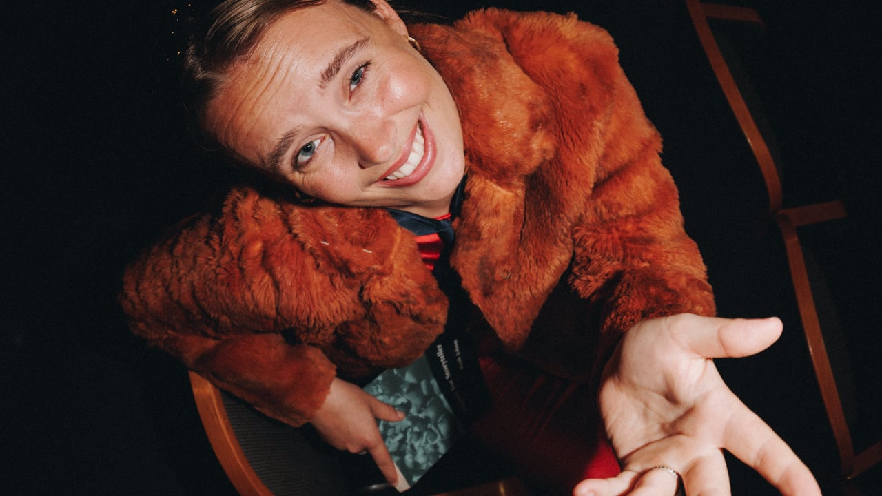 Sara utfordrer teatret