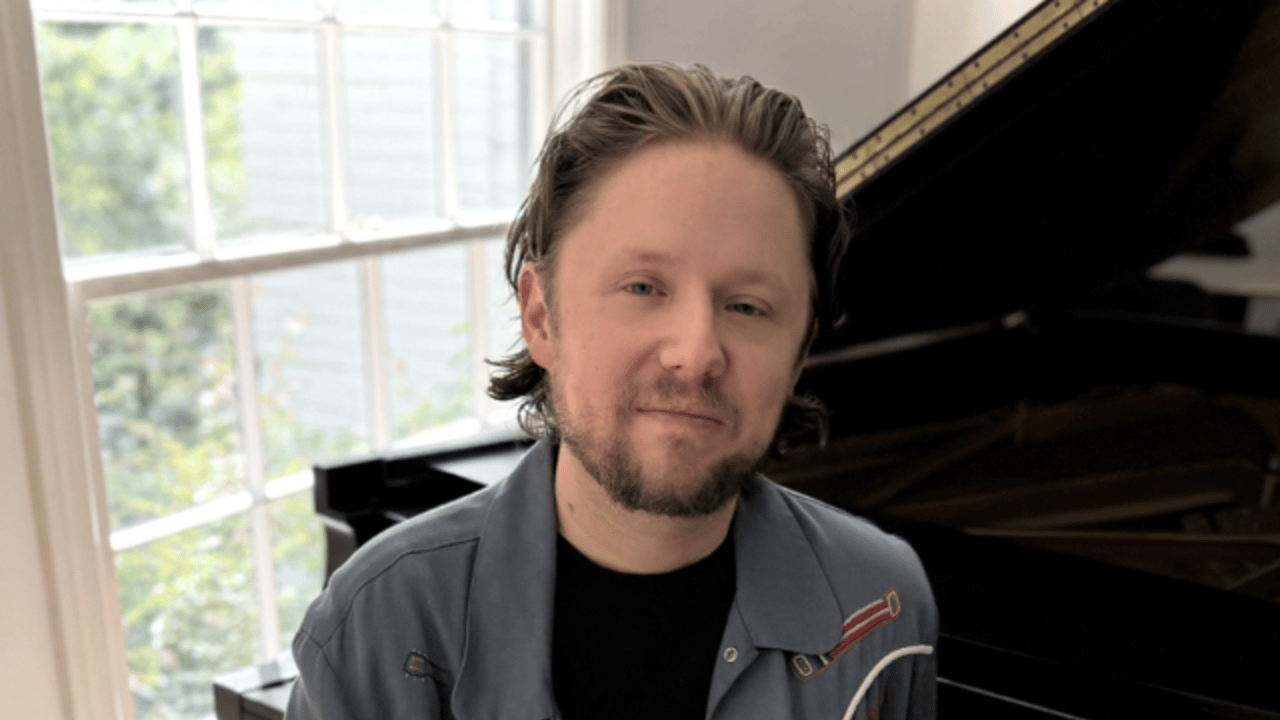Concord Music Presents: In the Round with Tofer Brown, Emma Smalley & friends
