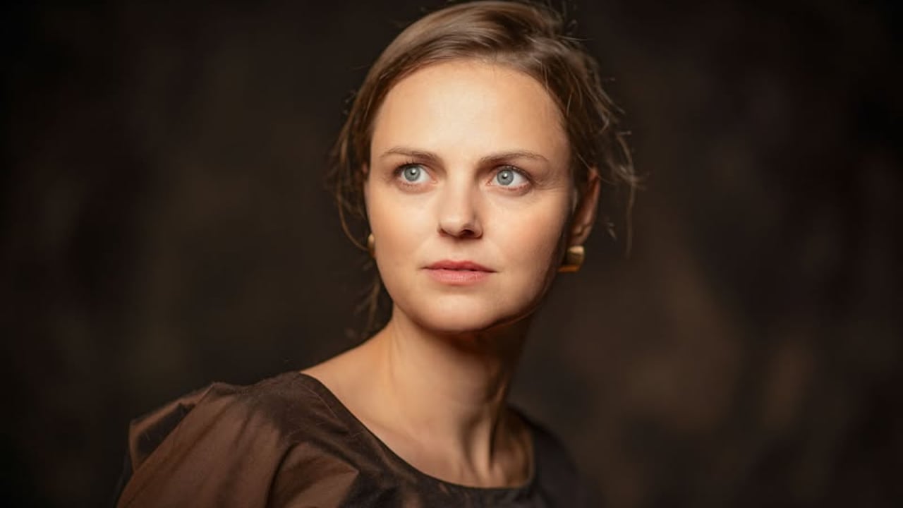 Bára Zmeková