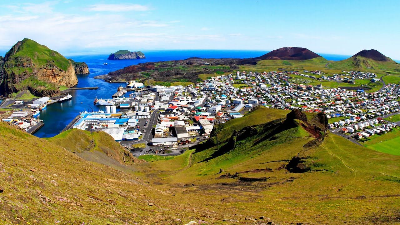 Fræðsla í Vestmanneyjum 
