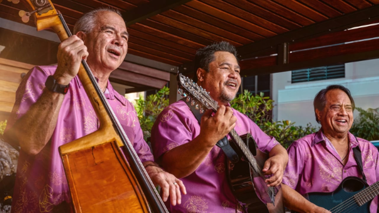 Ho'okena for the Holidays