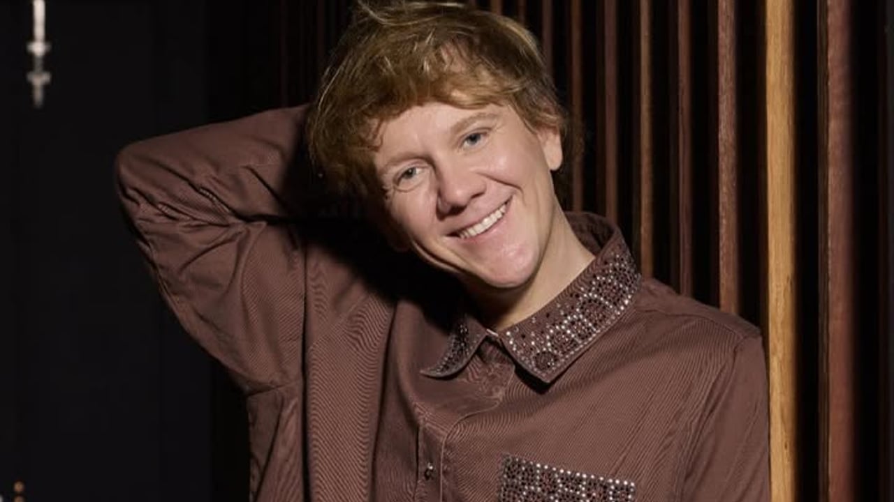 Josh Thomas Official Page