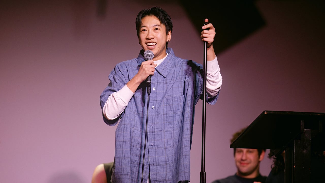 James Tom Goes on a Mini-Tour, Casual Style