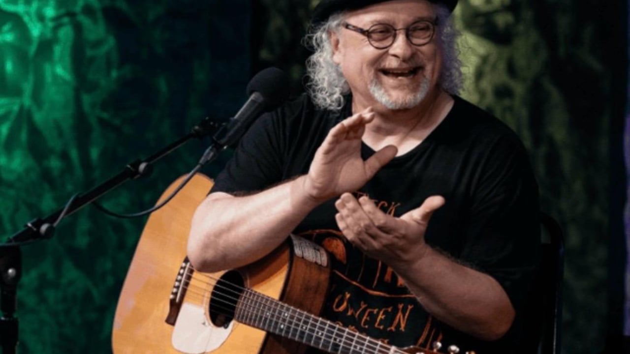 In The Round with Don Henry & friends