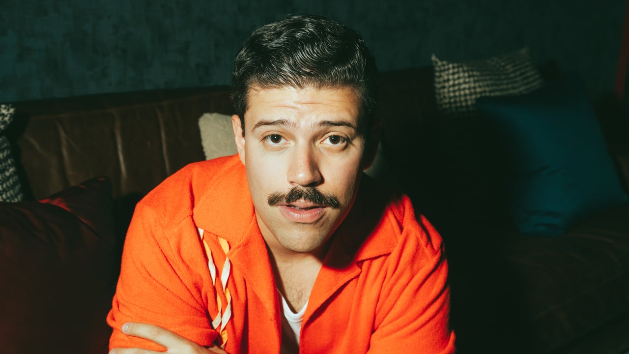 Angelo Colina (En Español)