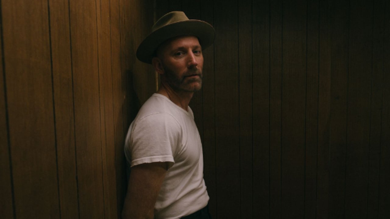 PRE-SALE: In The Round with Mat Kearney & friends