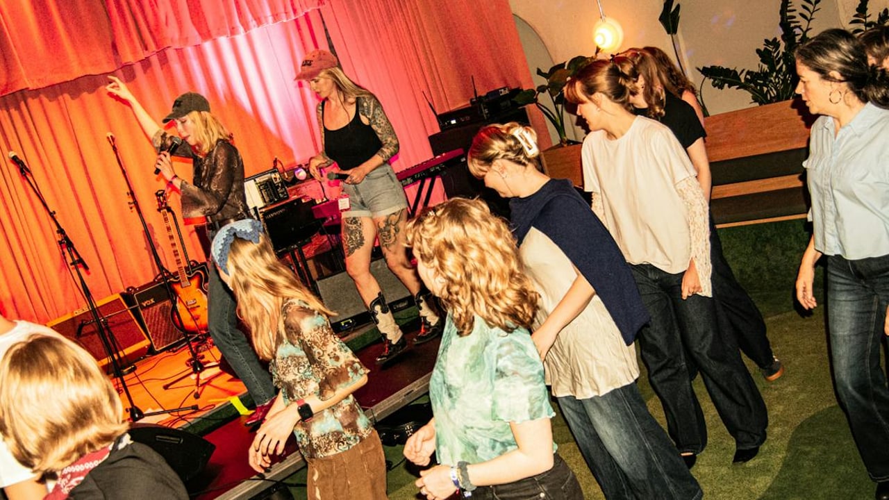 WET COUNTRY - LINE DANCE PARTY