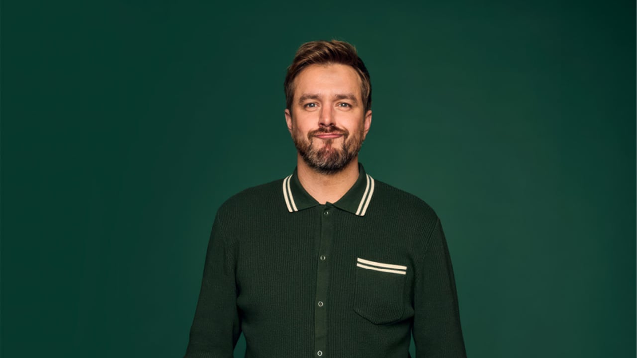 Iain Stirling