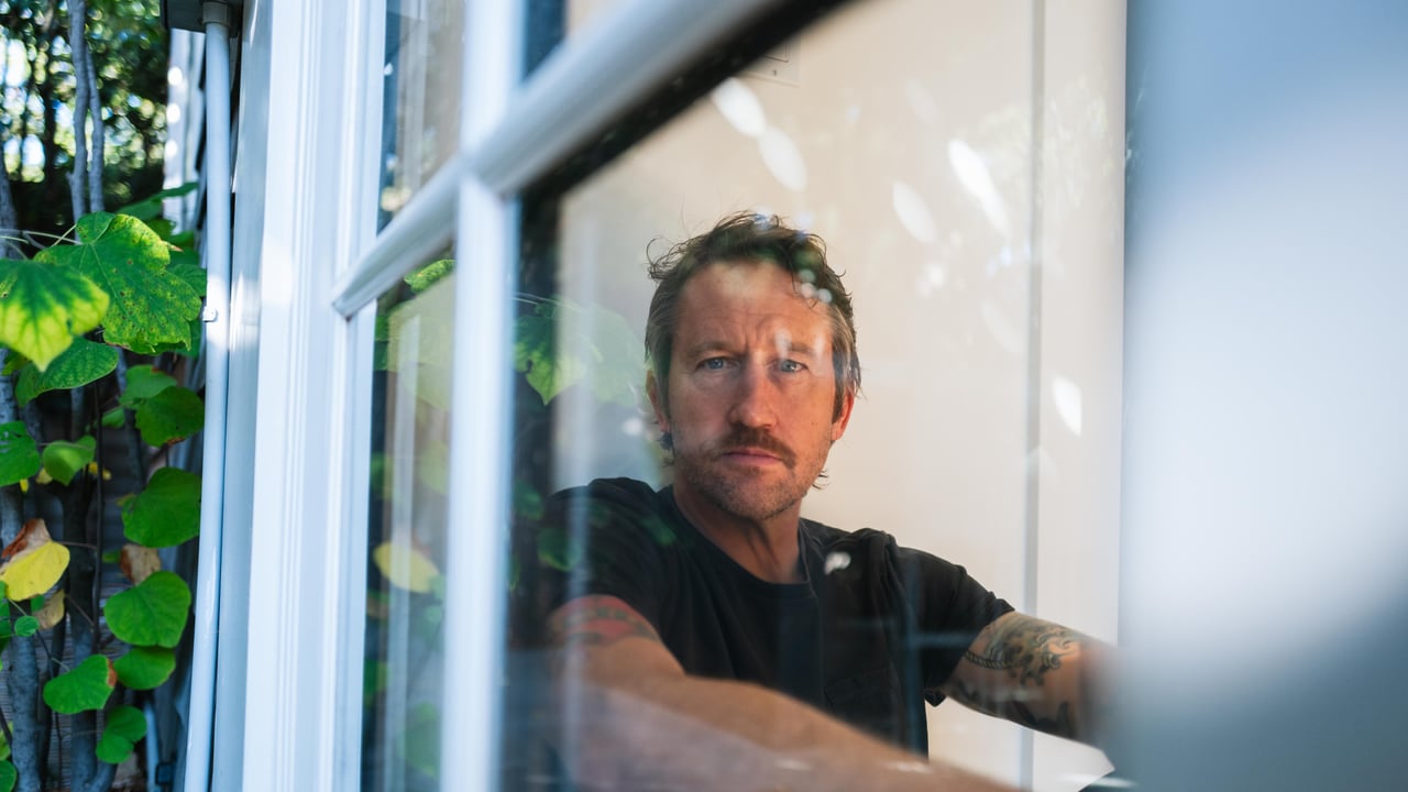 CHRIS SHIFLETT HOMETOWN HOLIDAY HOEDOWN with Summercamp (Tim & Sean Acoustic)