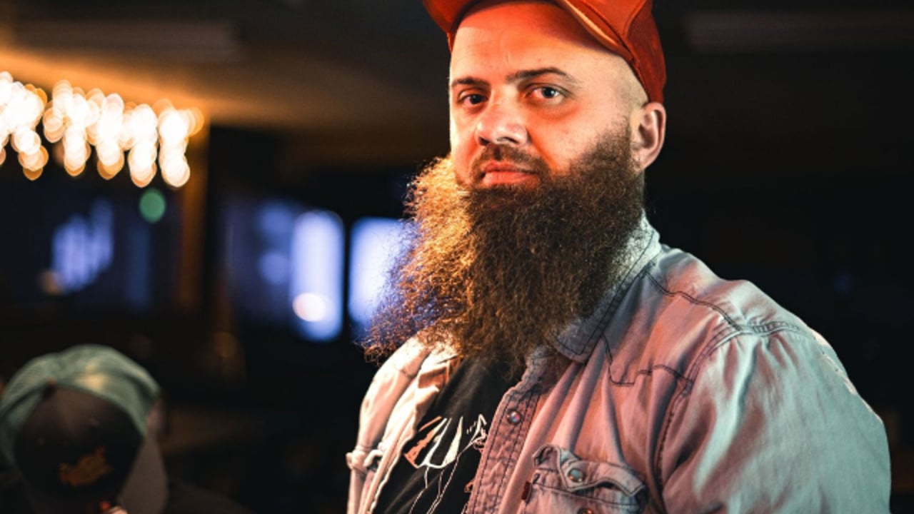 Sunday Spotlight with Justin Clyde Williams; Presented by Southbound Tequila