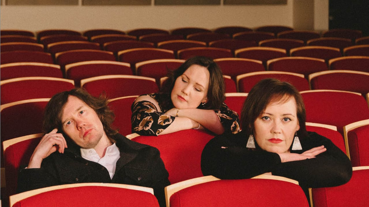 Airwaves : Blood Harmony
