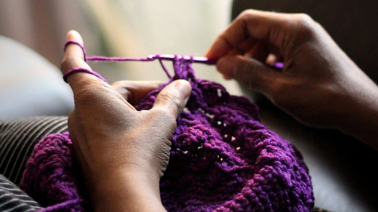 Yarn & Chat
