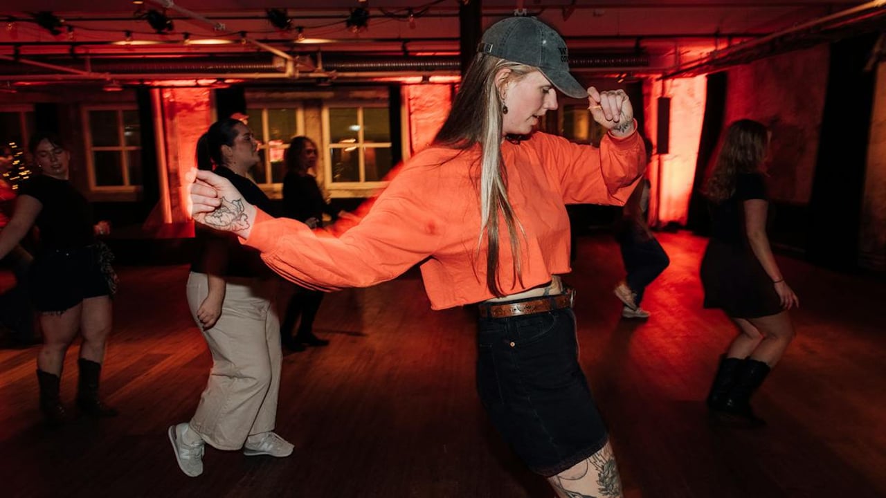 WET COUNTRY - LINE DANCE PARTY
