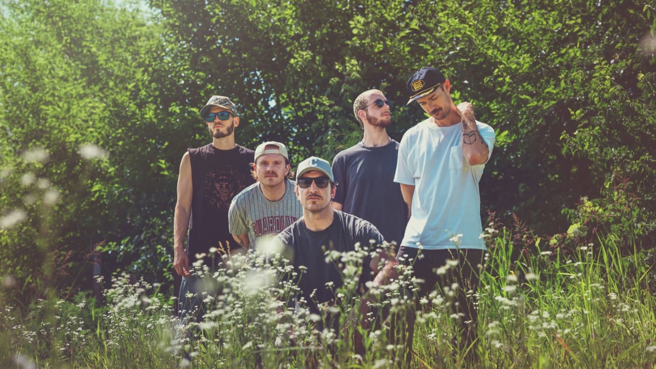 Tropidelic with Surfer Girl, The Quasi Kings