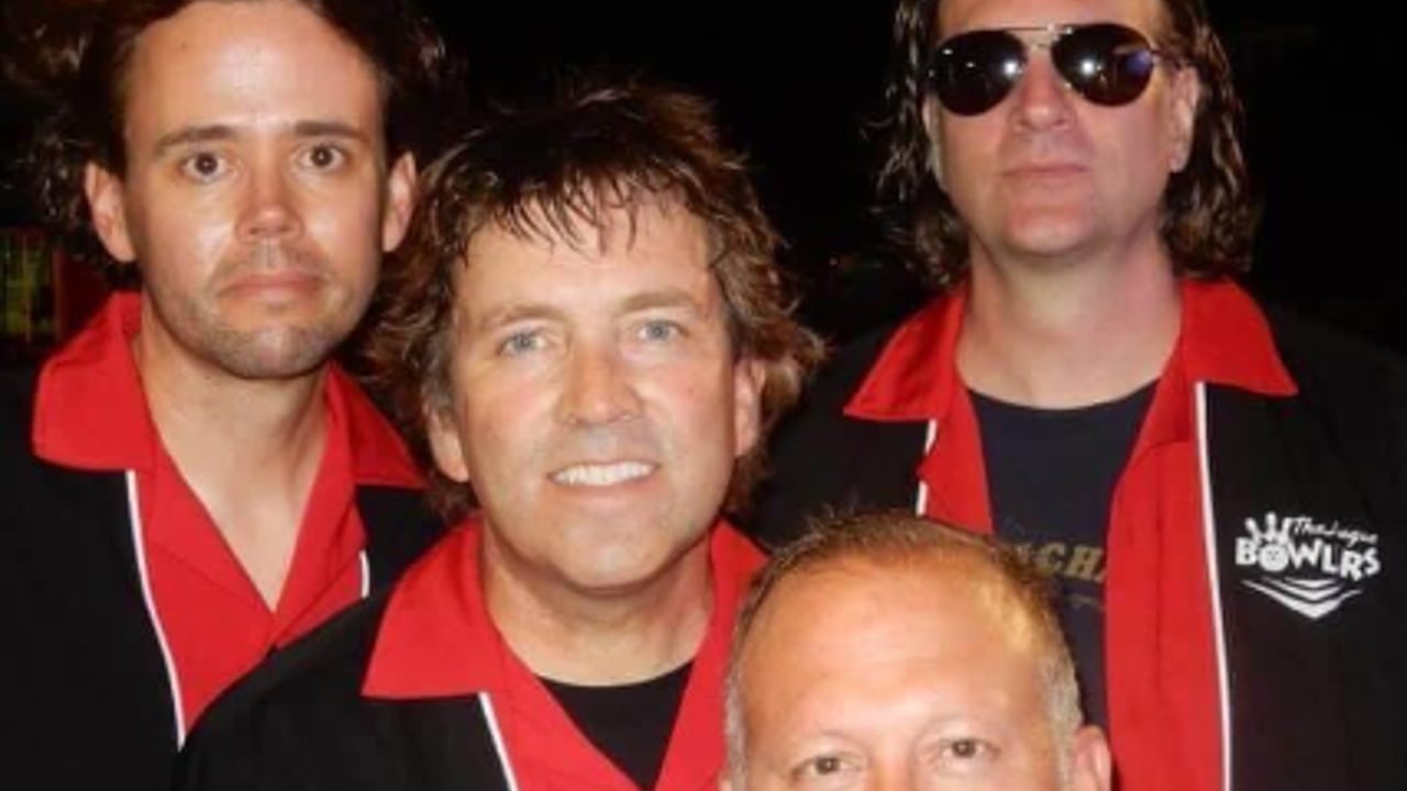 Day Drinking w/ Colin Gawel & The Bowlers @ Woodlands Tavern  - Tavern Stage -