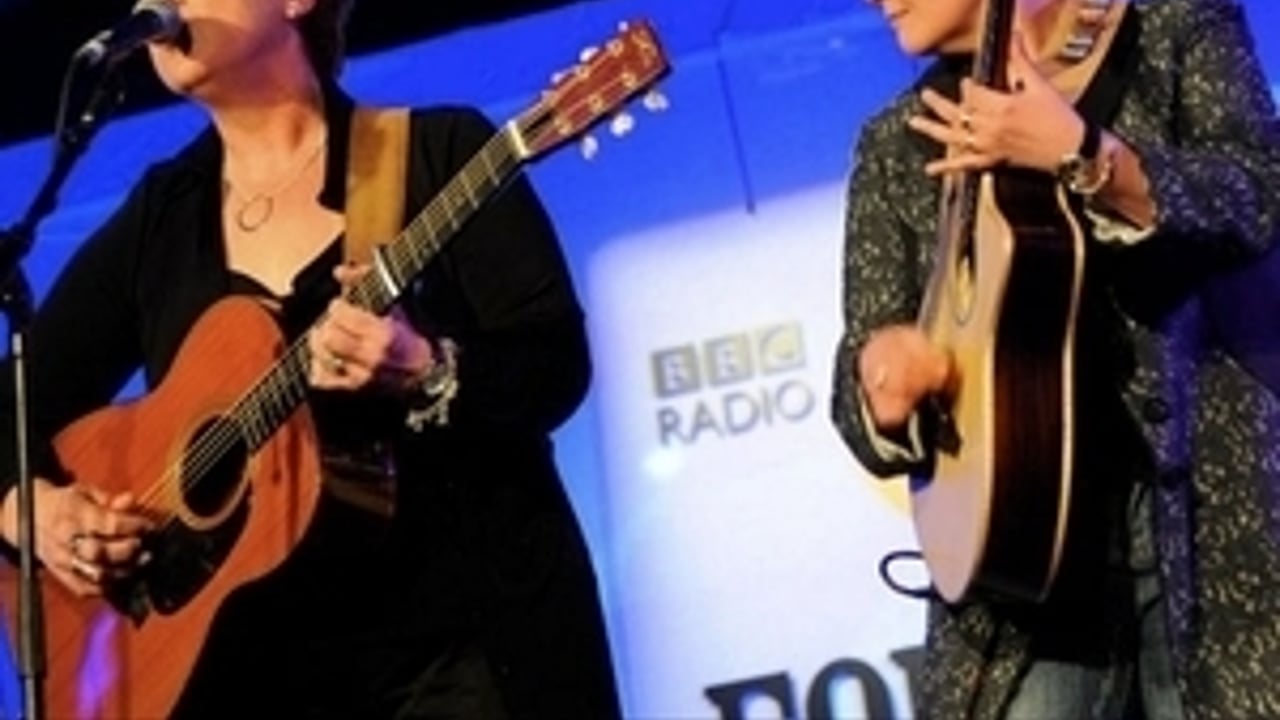 Chris While & Julie Matthews