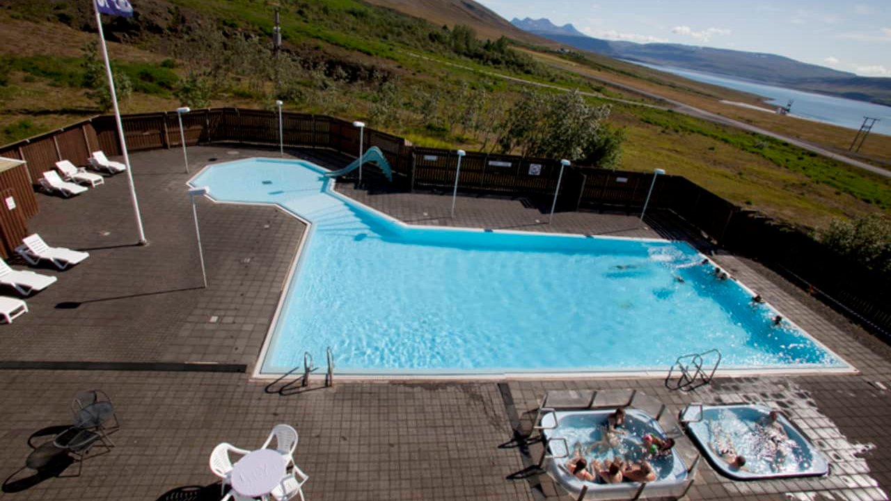 Hlaðir sundlaug