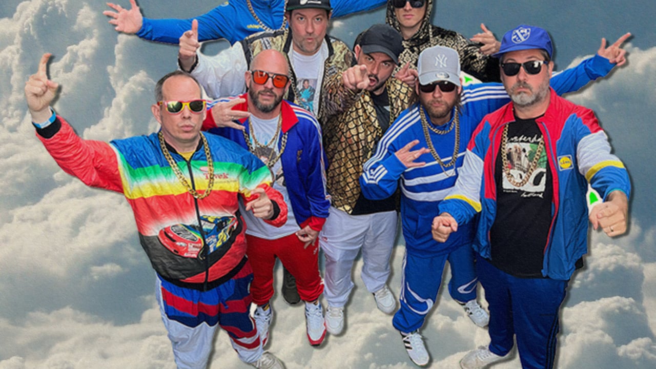 Goldie Lookin' Chain
