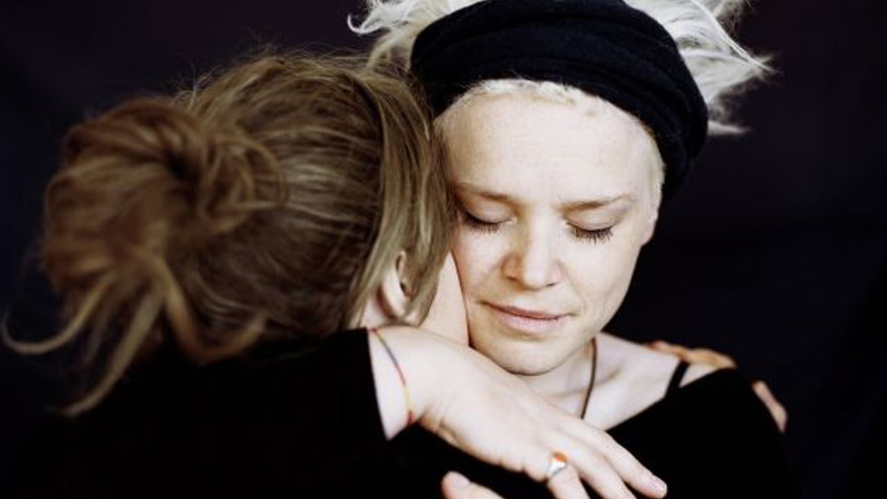 Wallis Bird