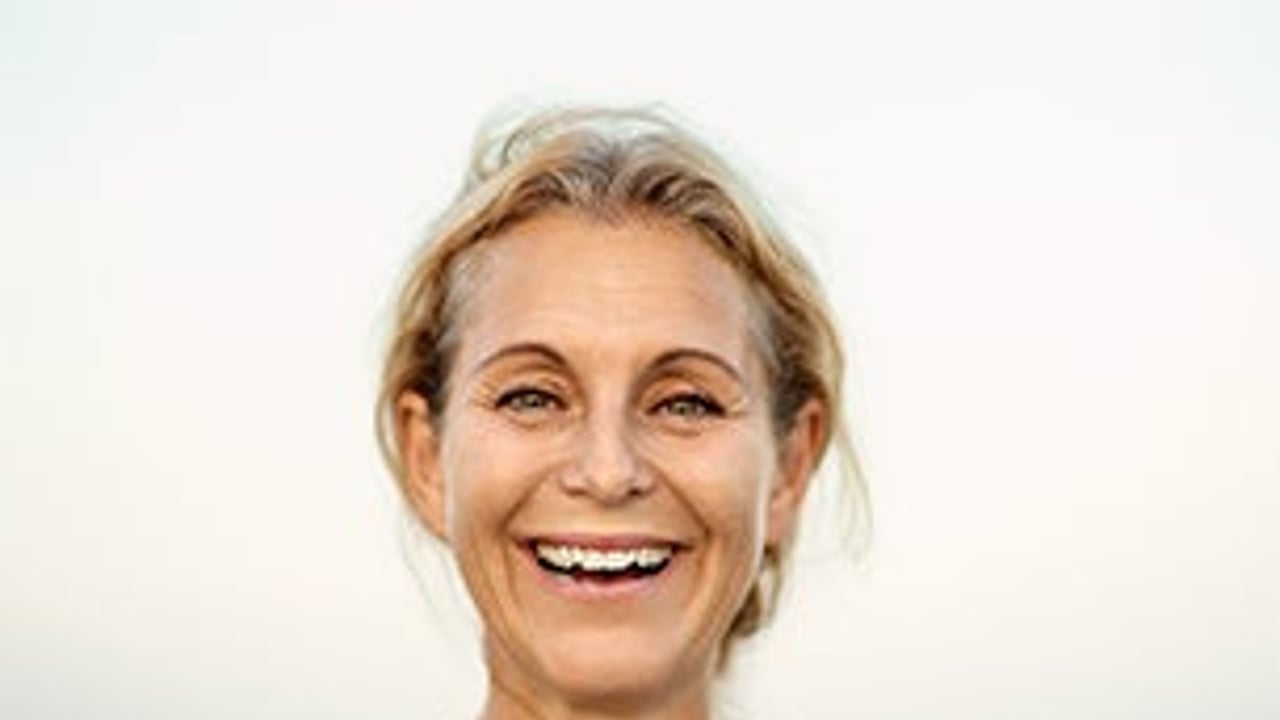 Helen Sjoholm
