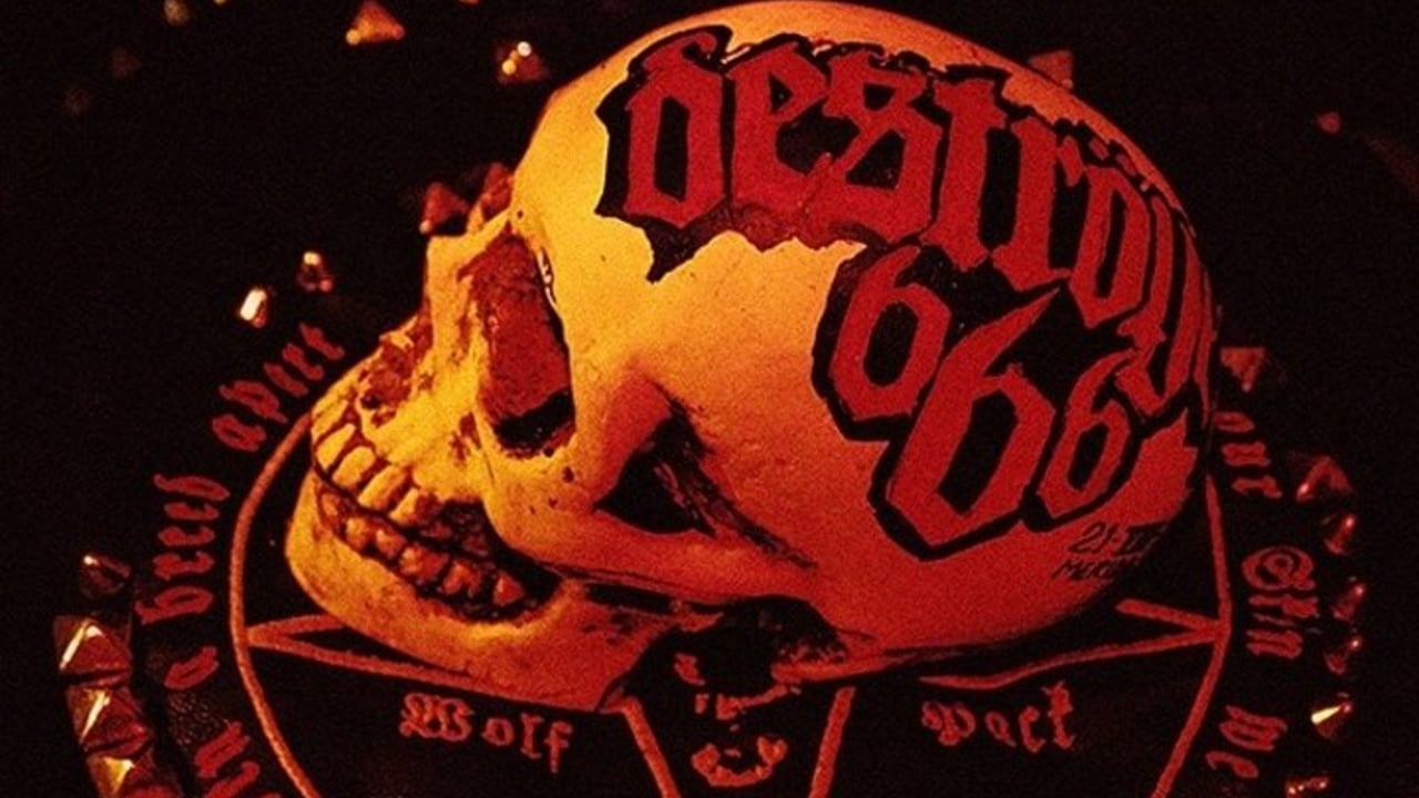 Deströyer 666