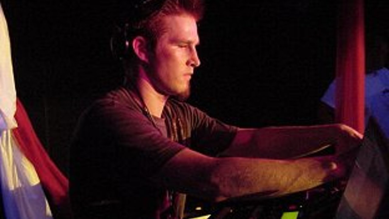 Darude
