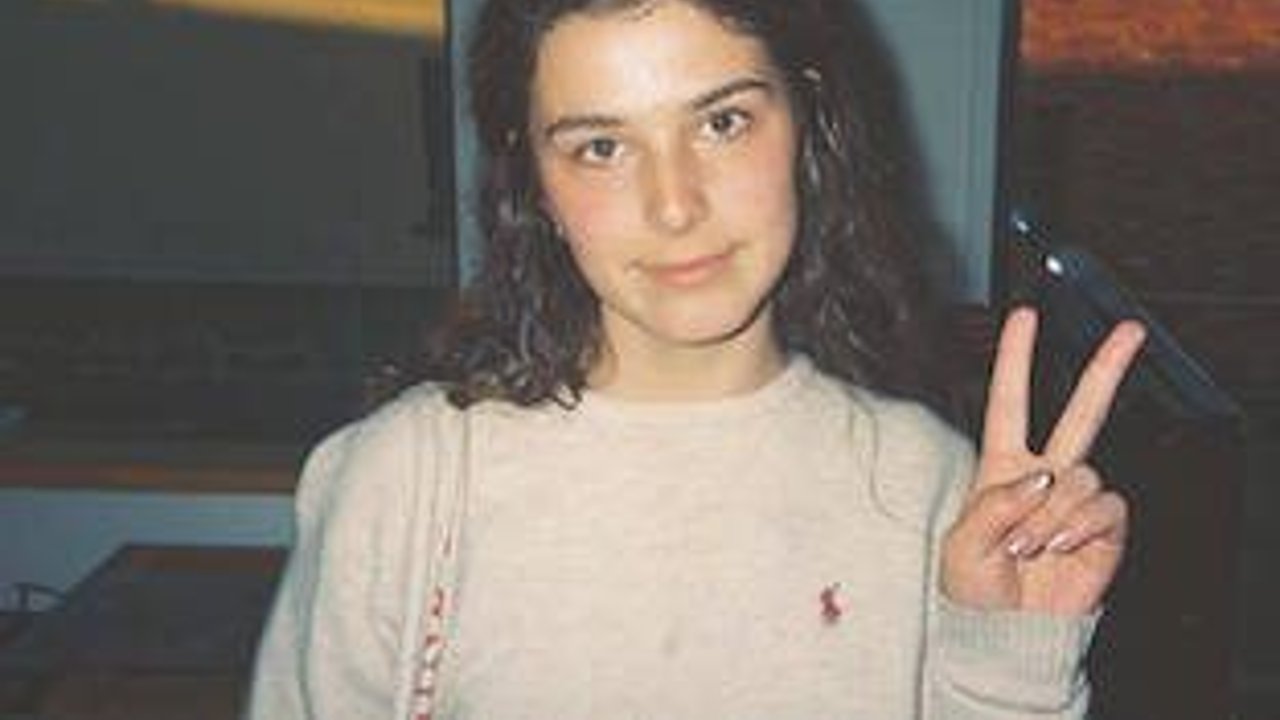 Lori (1)
