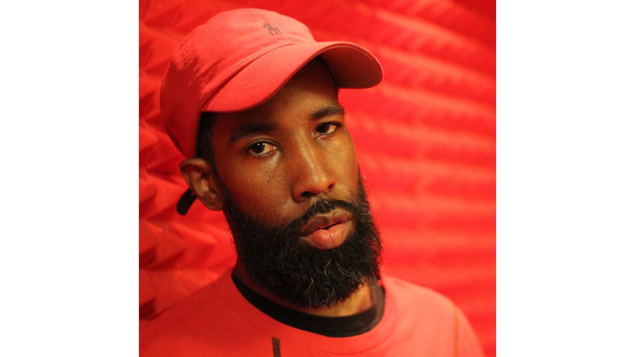 Dibia$E