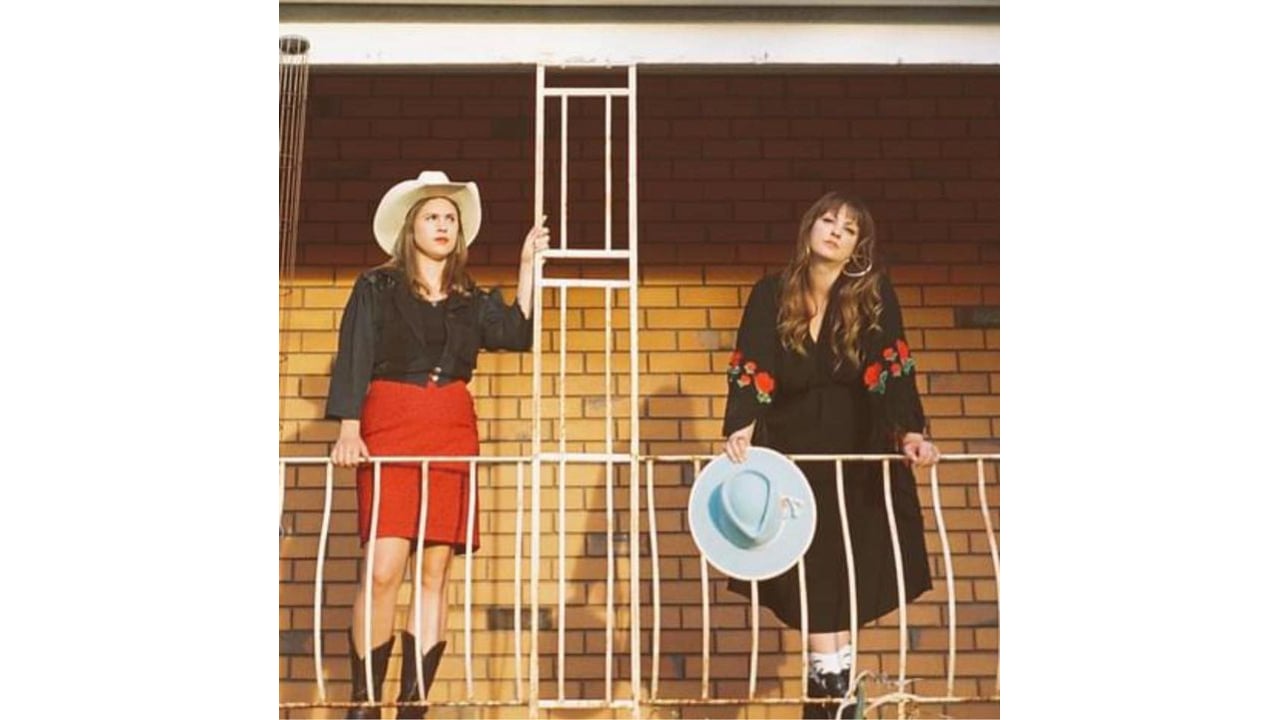 Hana & Jessie-Lee’s Bad Habits